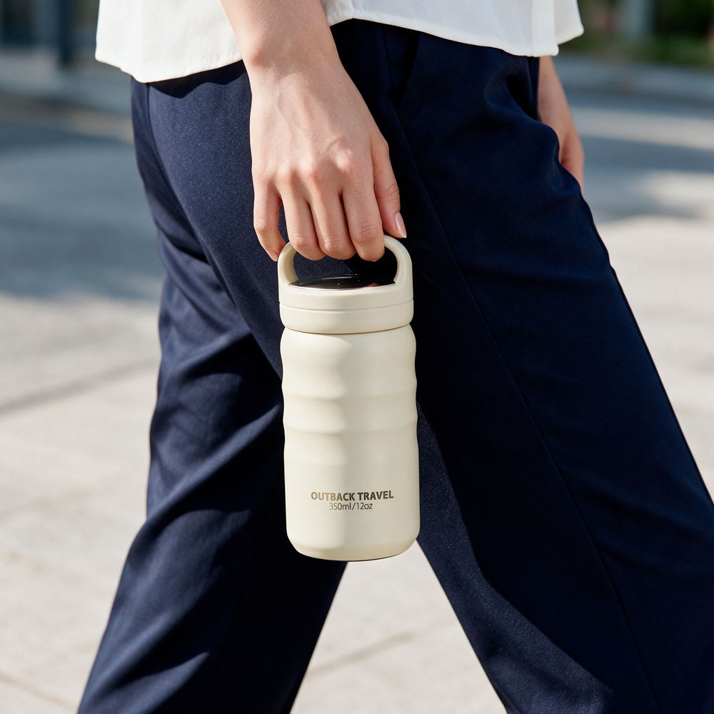 산책용 손잡이 텀블러 고민된다면, 오슬로 아웃백 350ml 반응이 갈린 점 - 상품 이미지 7