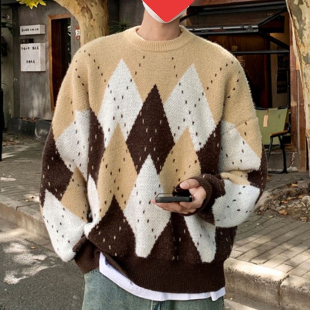 부드러운겨울코디 아가일패턴간절기코디아가일니트 클래식핏남성패션라운드넥니트 긴팔캐주얼룩 - 상품 이미지